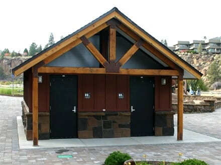 Custom Public Restroom and Storage Building – Bend, Oregon