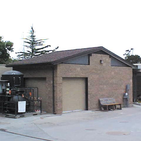 Affordable Maintenance Building with Vehicle Doors