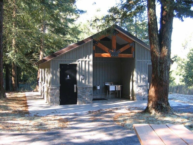 medium-restroom-shower-structure-with-utility-sink-outside Medium Shower Building with External Steel Utility Sink