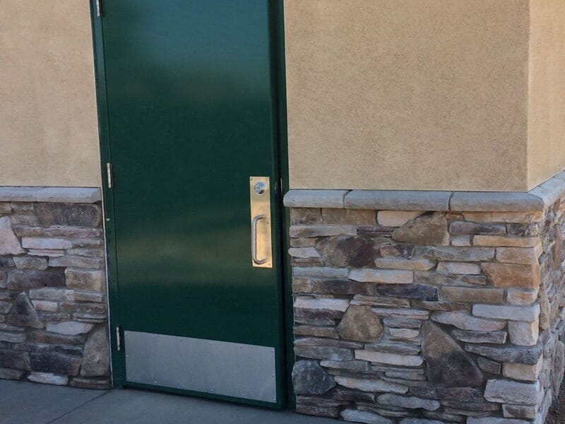 Basic Pull Handle Door with Deadbolt Lock
