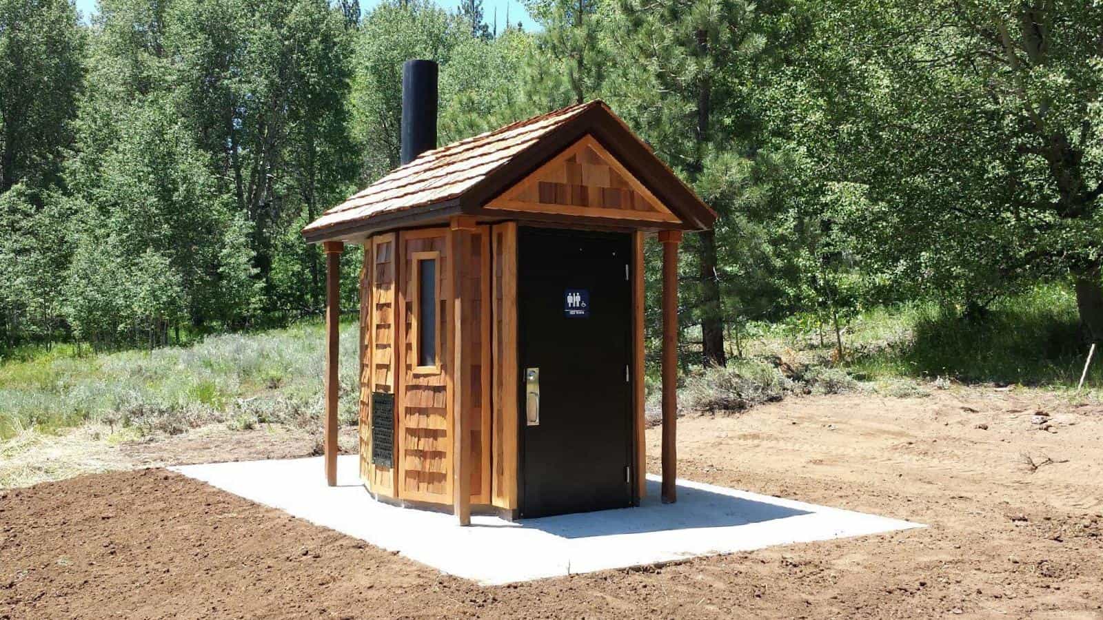 Vault Toilet Designed to Match an Historic Guardhouse Romtec Inc.