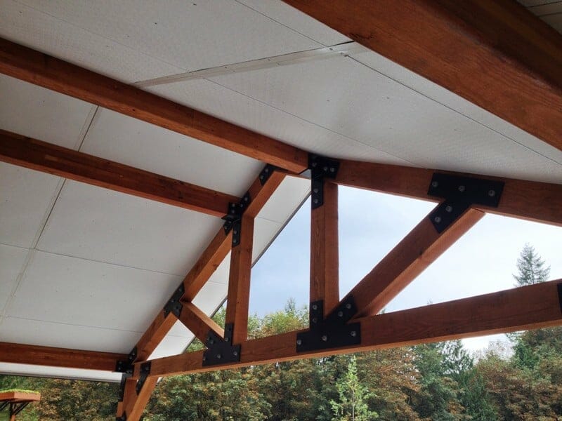 Glulam Beam Roof Supports for SIP Roof Structure