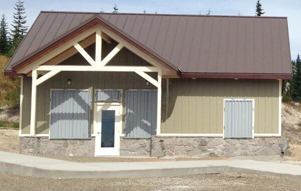 Retail Lodge with Covered Entryway