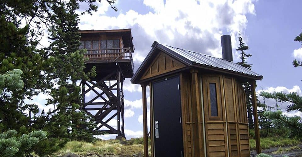 Lookout Waterless Outhouse