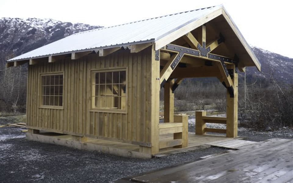 Pavilion with Two Closed Walls and Side Barriers