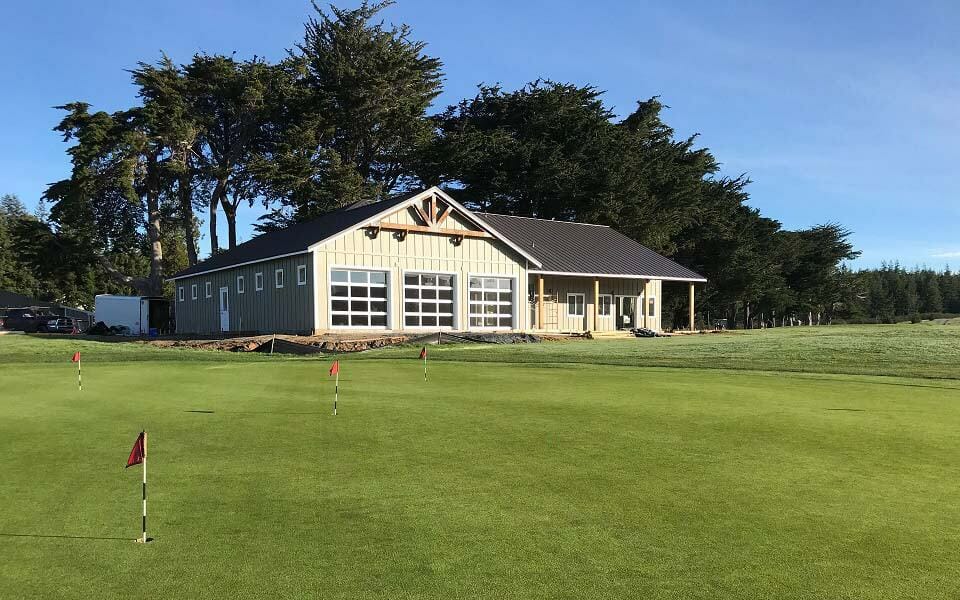 Large Community Building at an Oregon Golf Course 