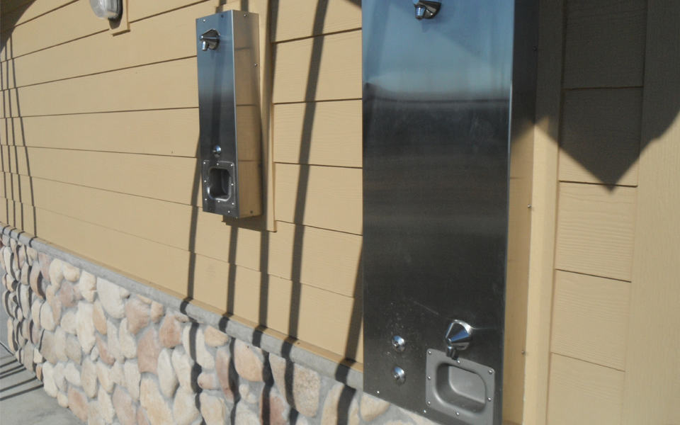 Exterior Showers for Splash Pad Building