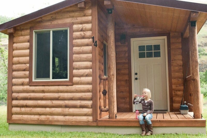 Log Cabin for Rustic Outdoor Activities and Experience
