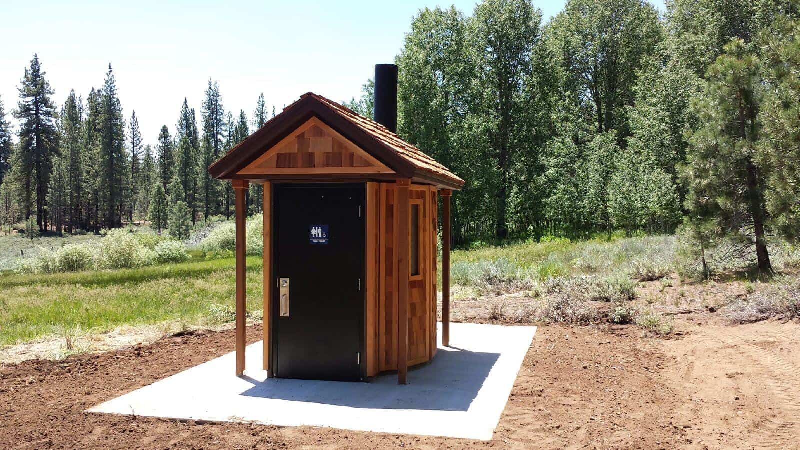 Single User Waterless Restroom