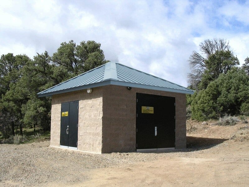 Square Utility Building with Double Access