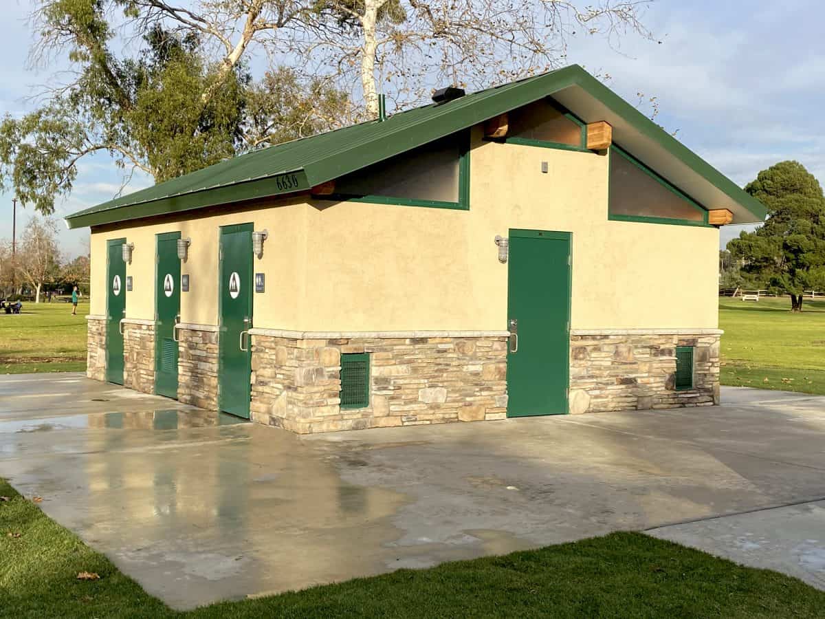 Six Unisex Restroom Building with Maintenance Room