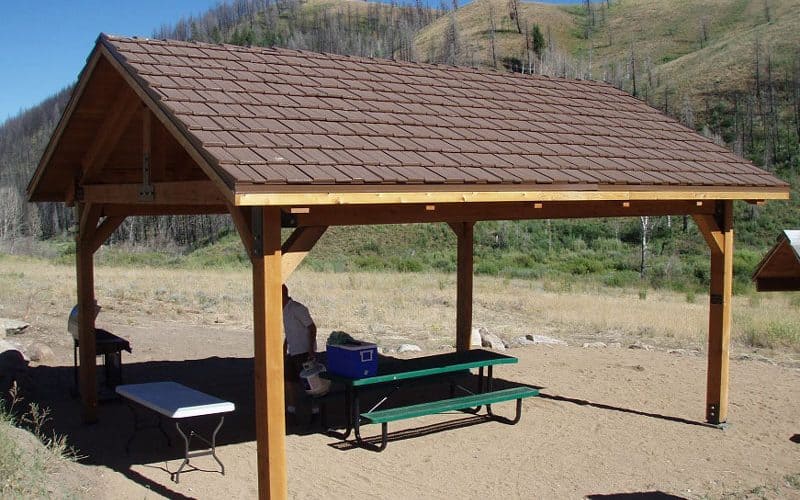 Metal Roofing Designed to Imitate Cedar Shakes for Aesthetic Value