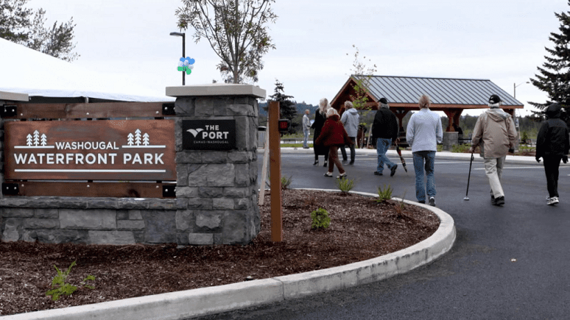 waterfront-park-at-parkers-landing-monument