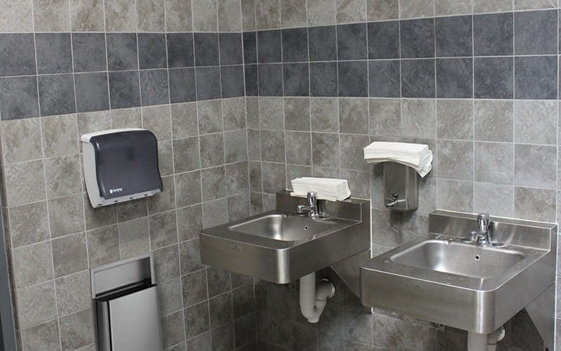 Restroom Building Material with Stainless Steel Fixtures
