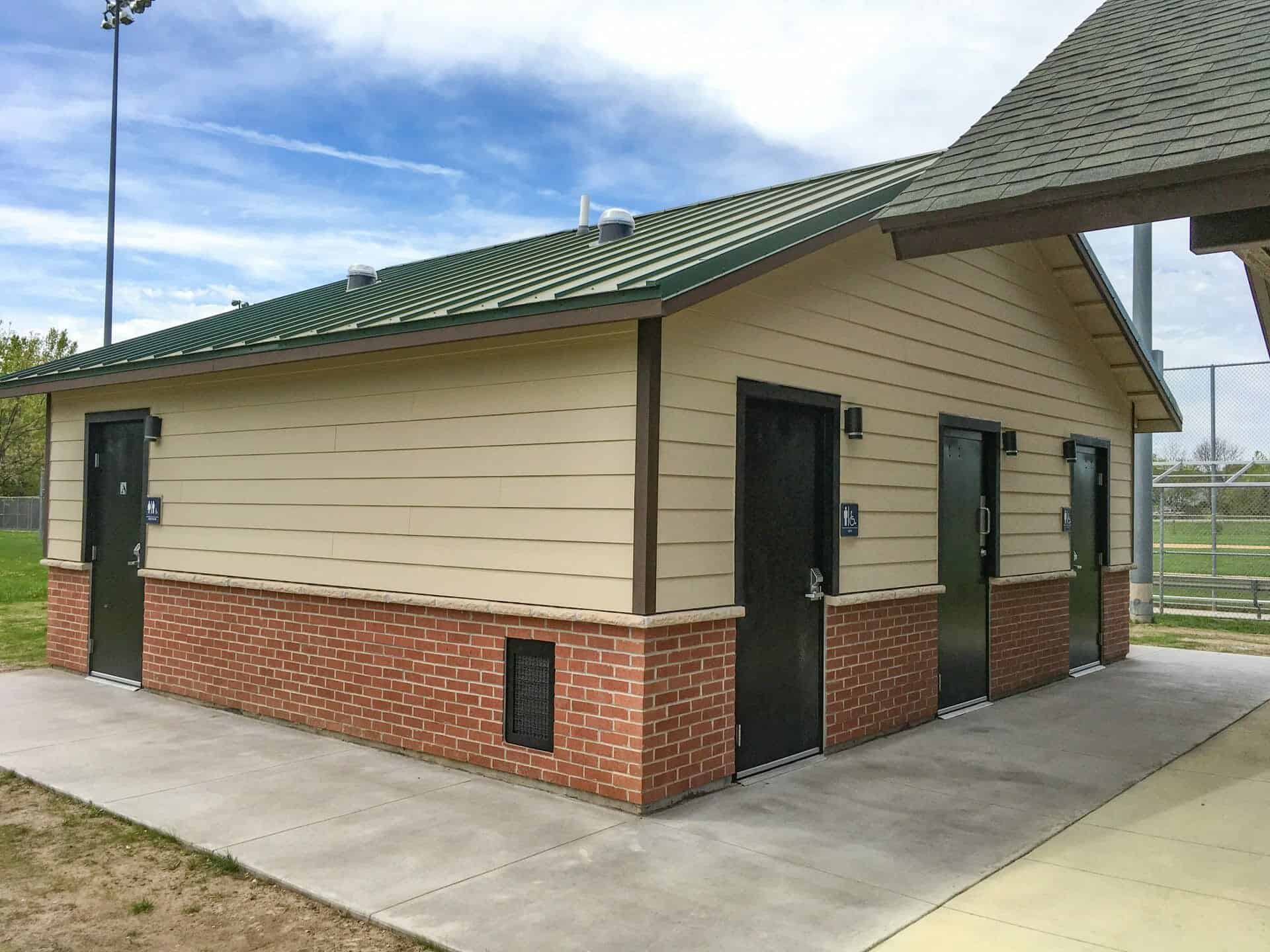 Polar Lakes Park Restrooms