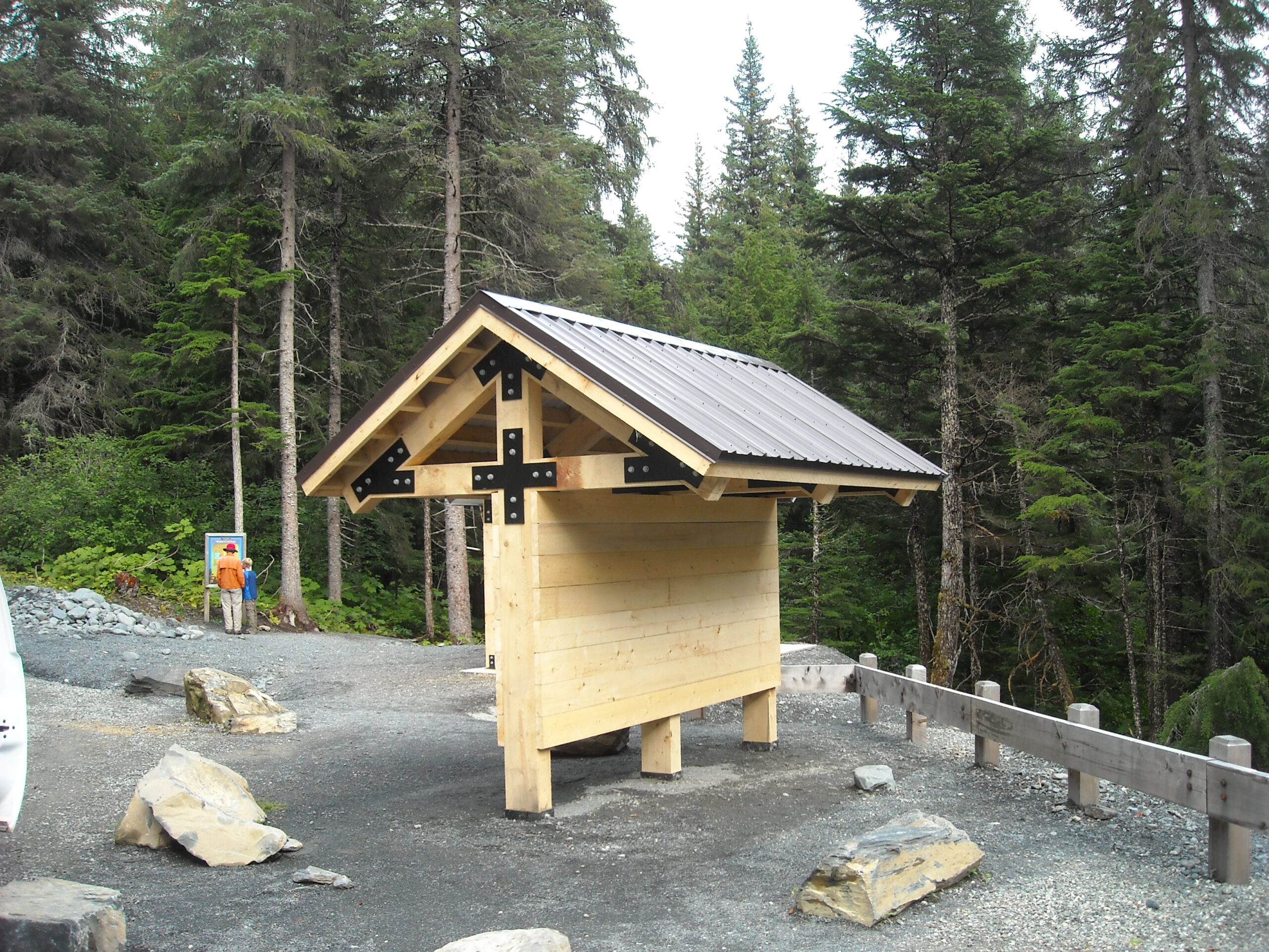 Two Post Wood Kiosk with Steel Posts