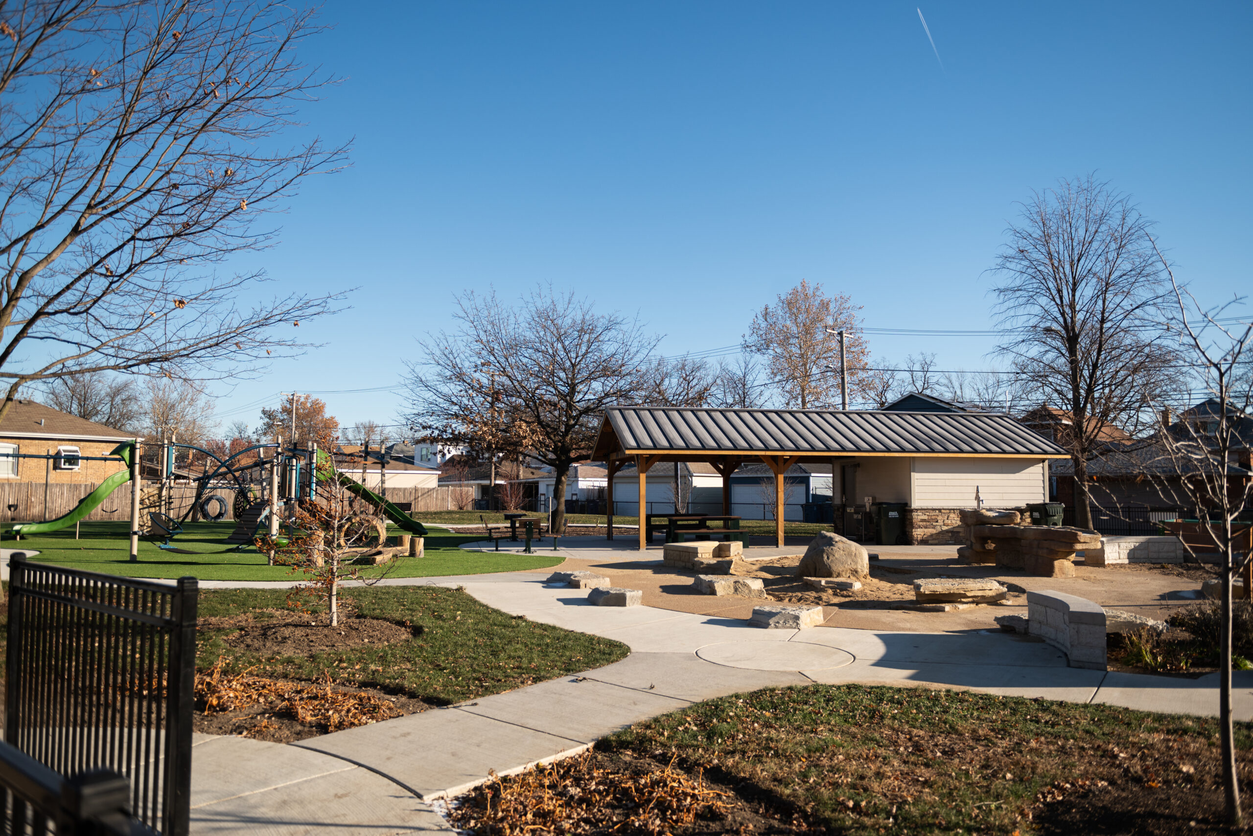 Restroom and covered shelter at Regier Park, IL