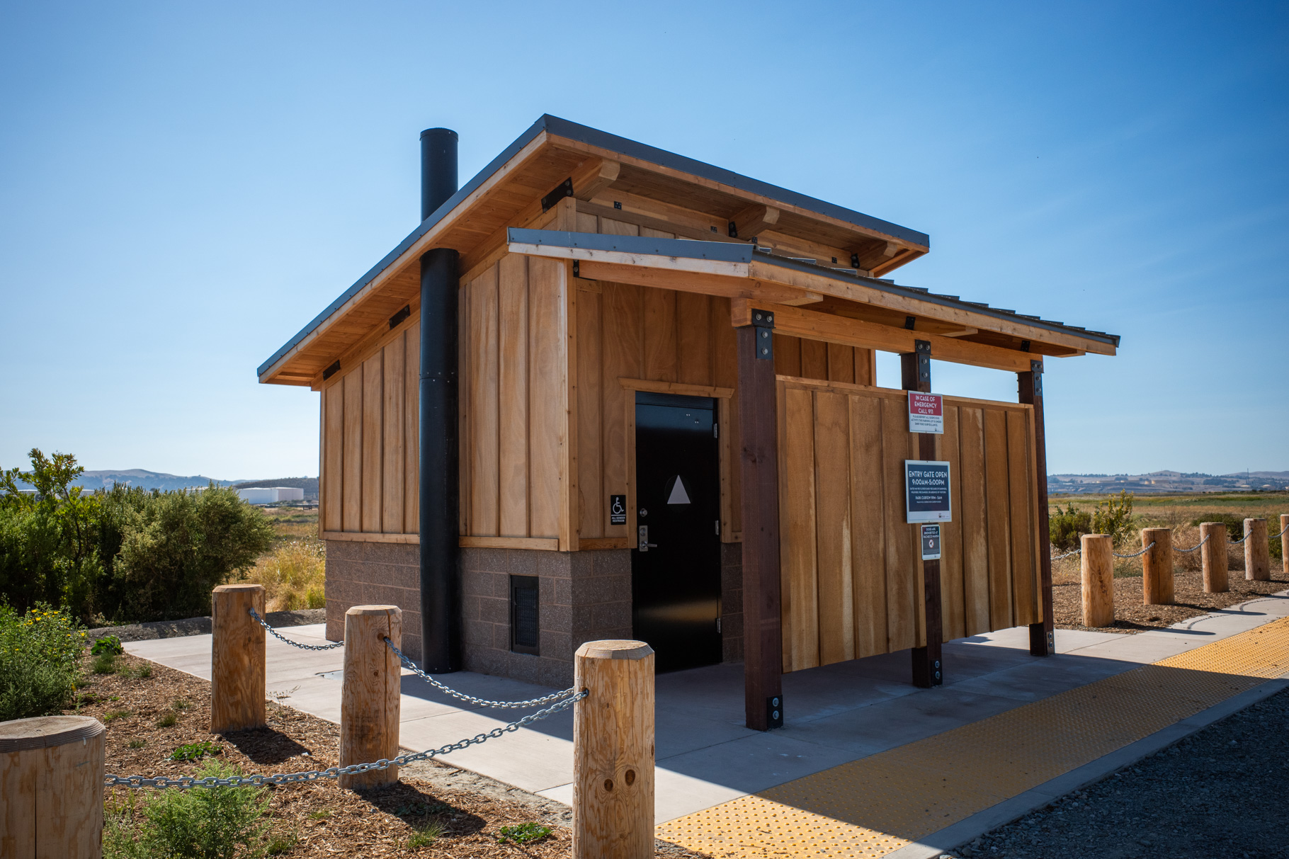 Marsh Bird Watching Vaulted